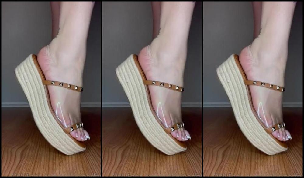 Pinkyyperfect Onlyfans Showing Off New Shoes Is My Fav Bn