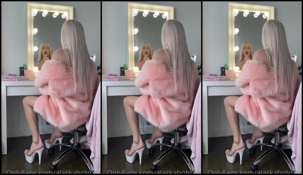 Goddess Alaska Nicknamed Alaskahotmess Onlyfans Hey You I M Just Finishing Getting Ready To Shoot Some Hot New Content Ill Answer All Messages