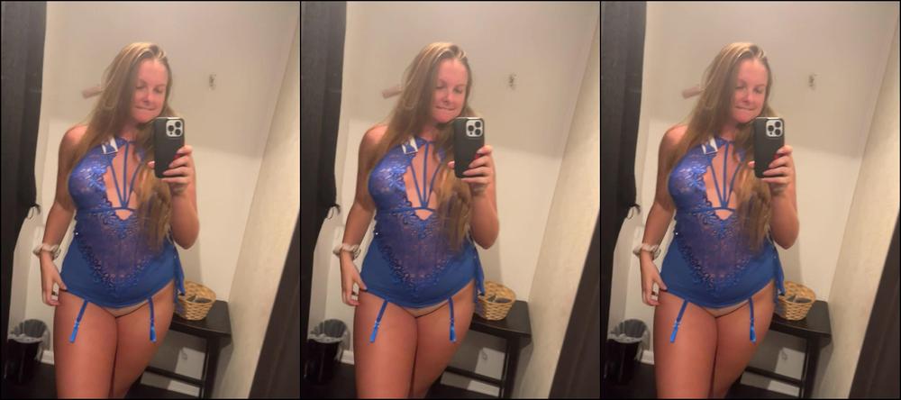 Bigduchvip 2711071198 12 08 2022 Slutty Try On At The Stripper Store