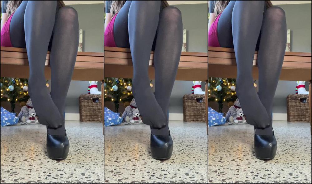 Sassysolesxo It S Been A While Since You Had A Good Up Close Pantyhose Tease These Babies Were Wo