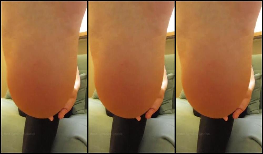 Neolasoles Nicknamed Neolasoles Onlyfans These Sneakers Are One Size Bigger By The Way 45 Xd I Got Them Because