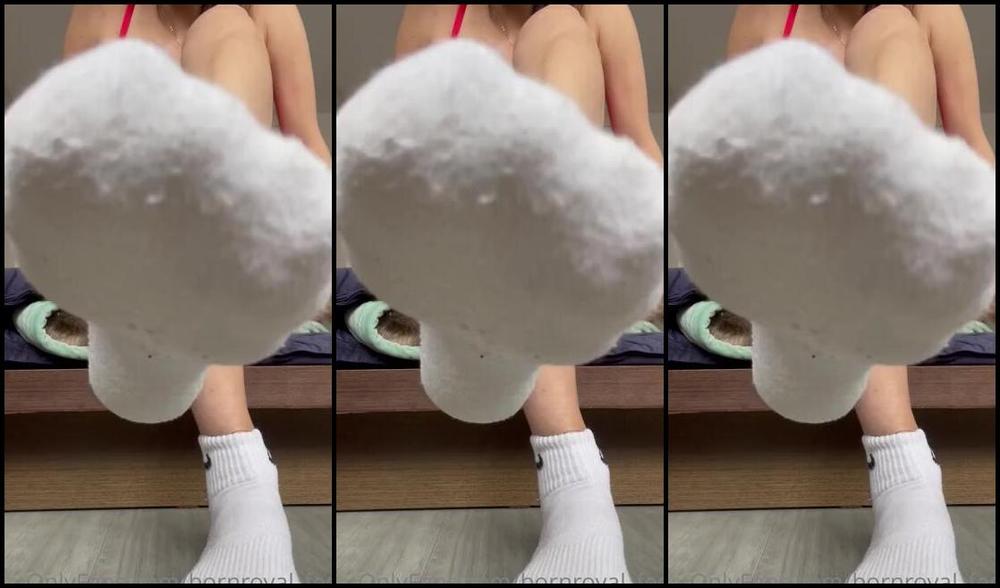 Bornroyal Feet Onlyfans You Love My Sweaty And Smelly Feet Open Your Mouth So I Can Put My Sock In