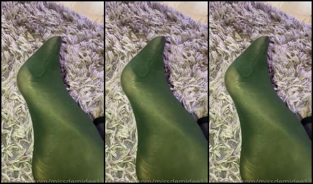 Miss Demi Dee Nicknamed Missdemidee123 Onlyfans Paul Has A Crippling Nylon Fetish This Will Do The Trick In Tipping Him Over The Edge