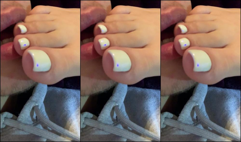 Tabootoes Daddy Playing With His Dessert Lol