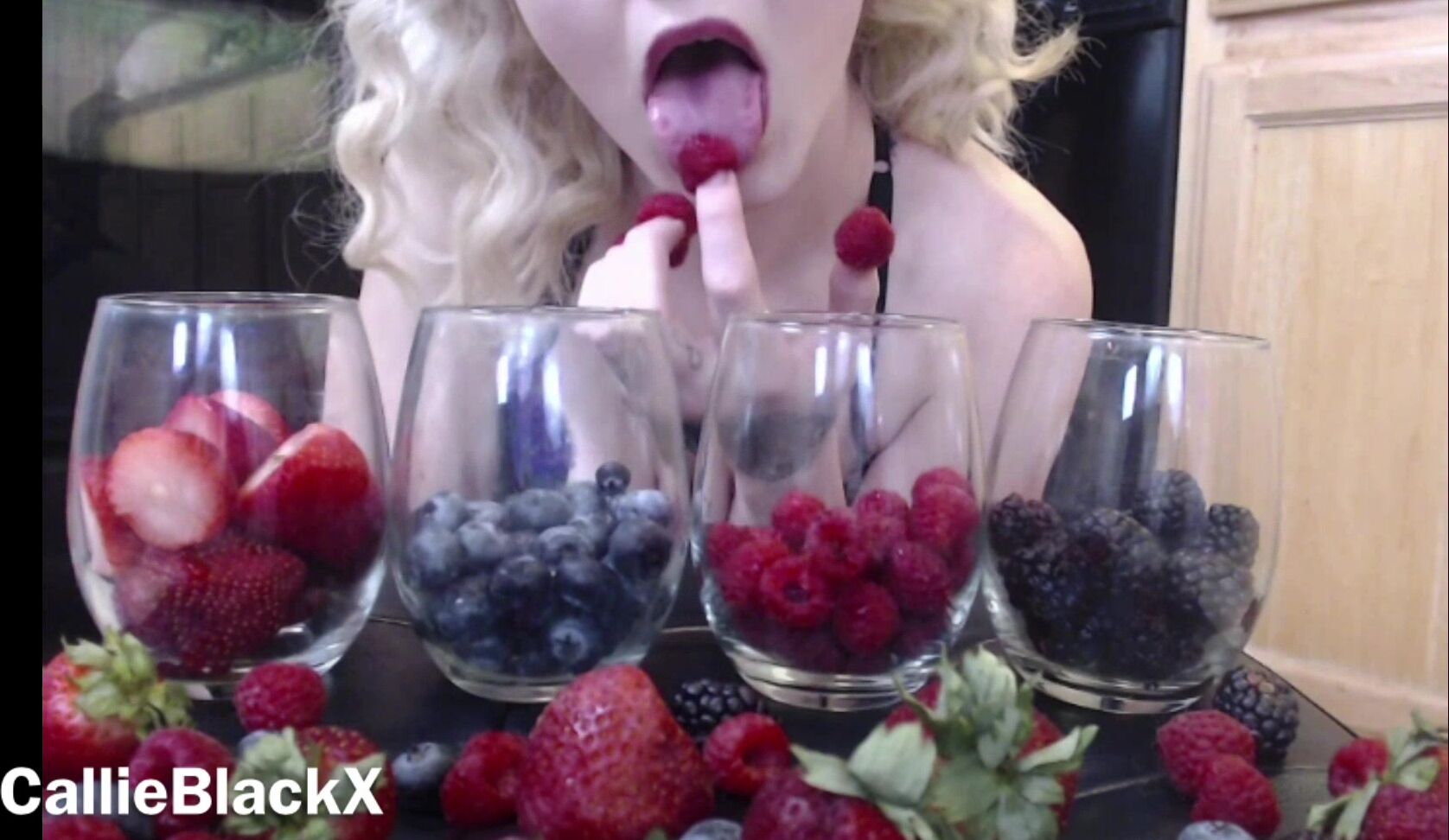 Callieblackx Fruity Flirty Fun