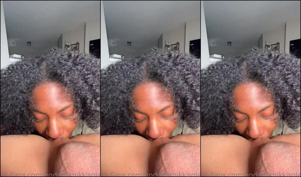 Goddessnikkisoles Really Enjoy Giving Rim Jobs P S If You Like This Type Of Content Would Like To