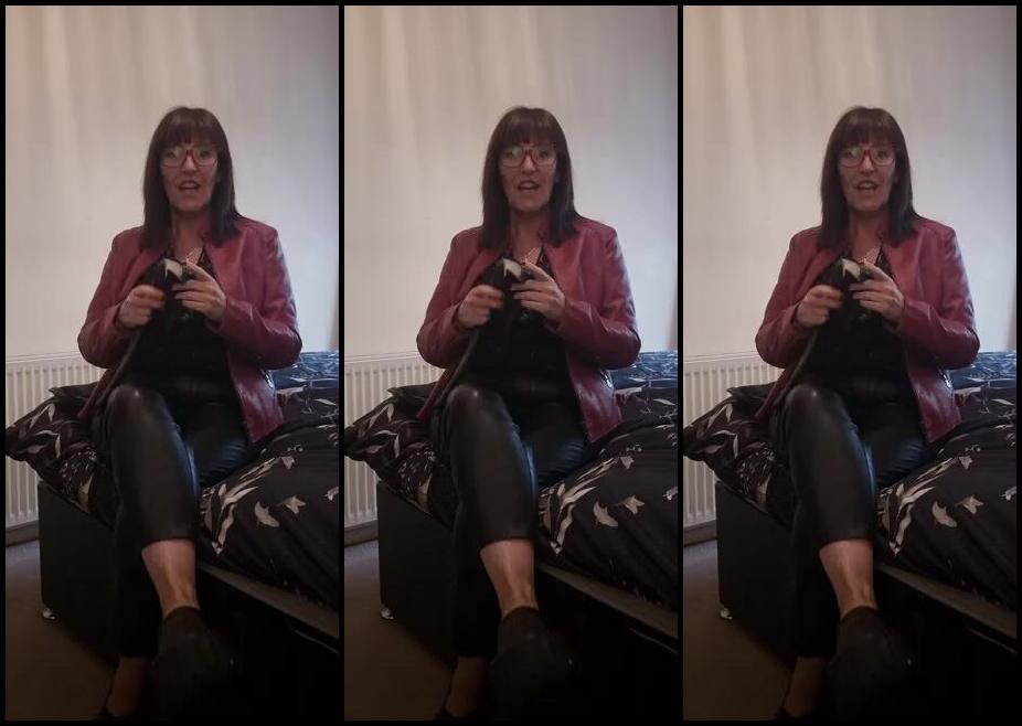 Miss B Nicknamed Missb52S Onlyfans 06 10 2024 New Leather Gloves