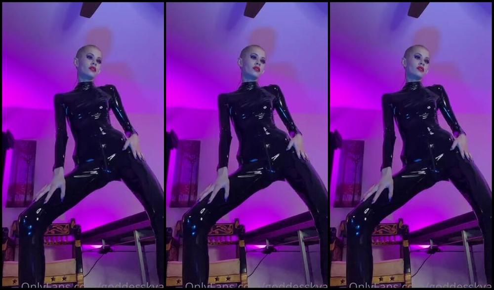 Goddess Kyaa Nicknamed Goddesskyaa Onlyfans Grovel And Drool Goon As You Worship Me In Glorious Latex My Shiny Black Genuine Latex Catsuit F 2
