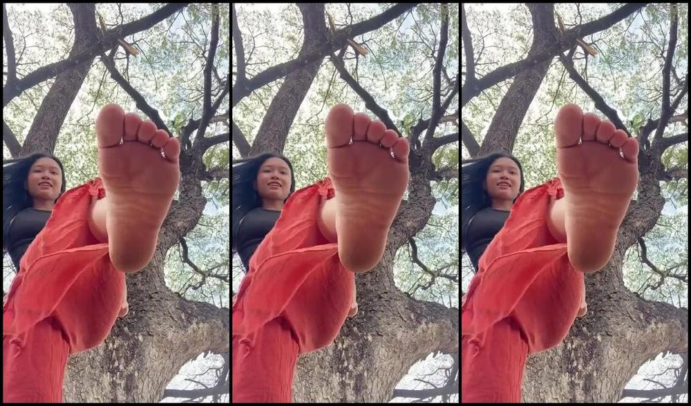 Goddessnutty2 Onlyfans Would You Like To Being Under My Feet And Toes Today 2