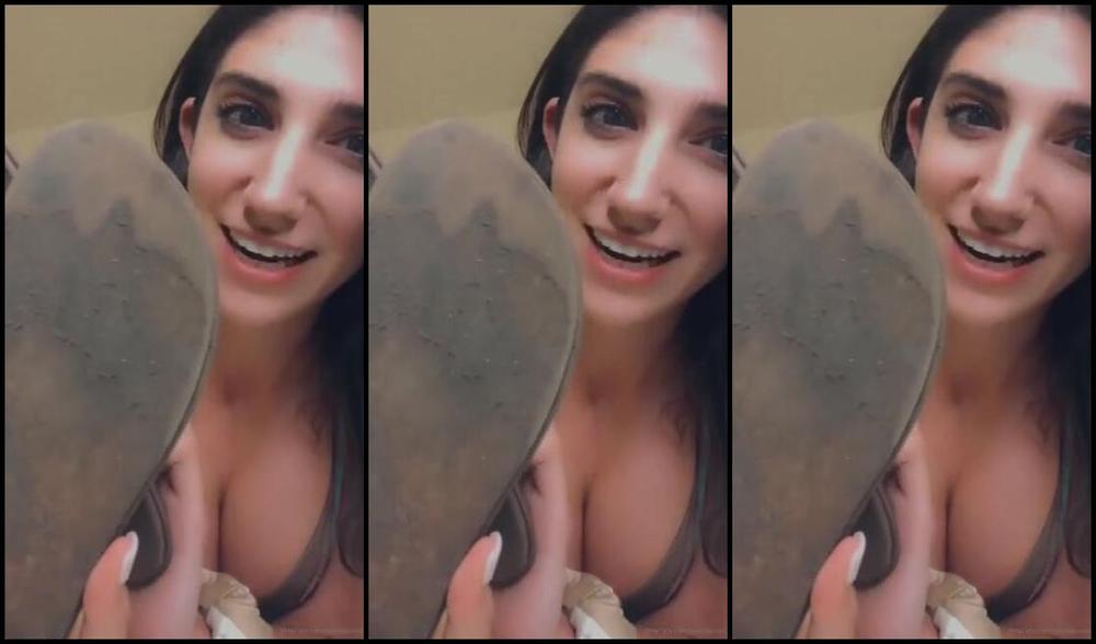 Luxuriouslexi Nicknamed Luxuriouslexi Onlyfans Высасывают Всю Грязь Отбросы Из Этих Сандалей Из Старшей Школы Изношенной Обуви Март2020 Foo S