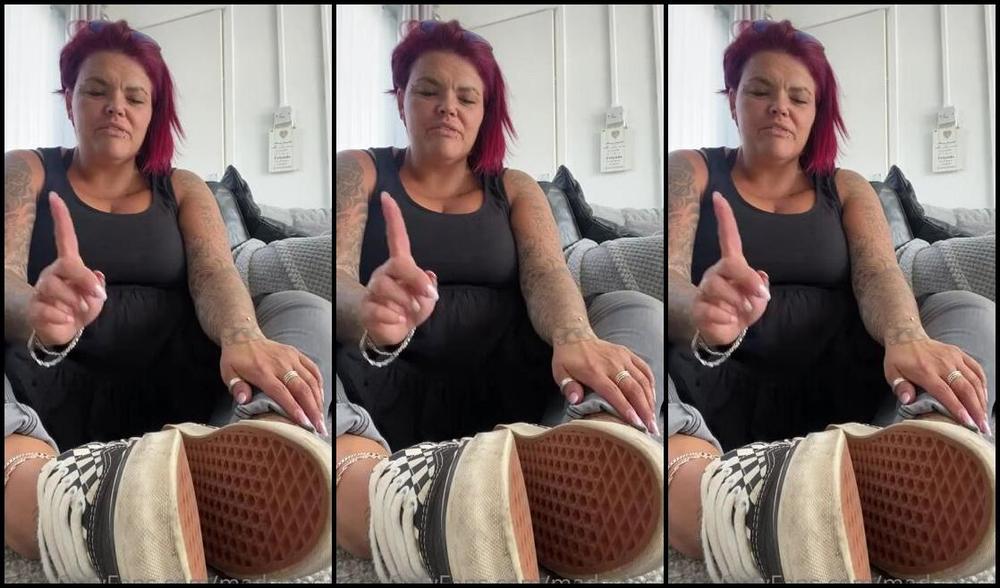 Msmaddy Aka Madsoles 1 Onlyfans After A 5 Hour Drive From London In My Vans With No Socks This How My Feet Looked Hungry