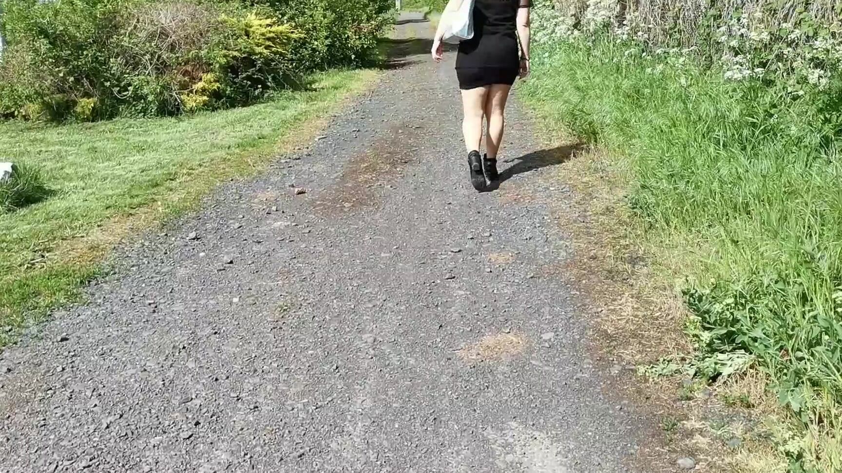 Big Ass,Big Boobs,MILF,Nylon Worship,Public Outdoor sandybigboobs outdoor nylonfetisch ManyVids