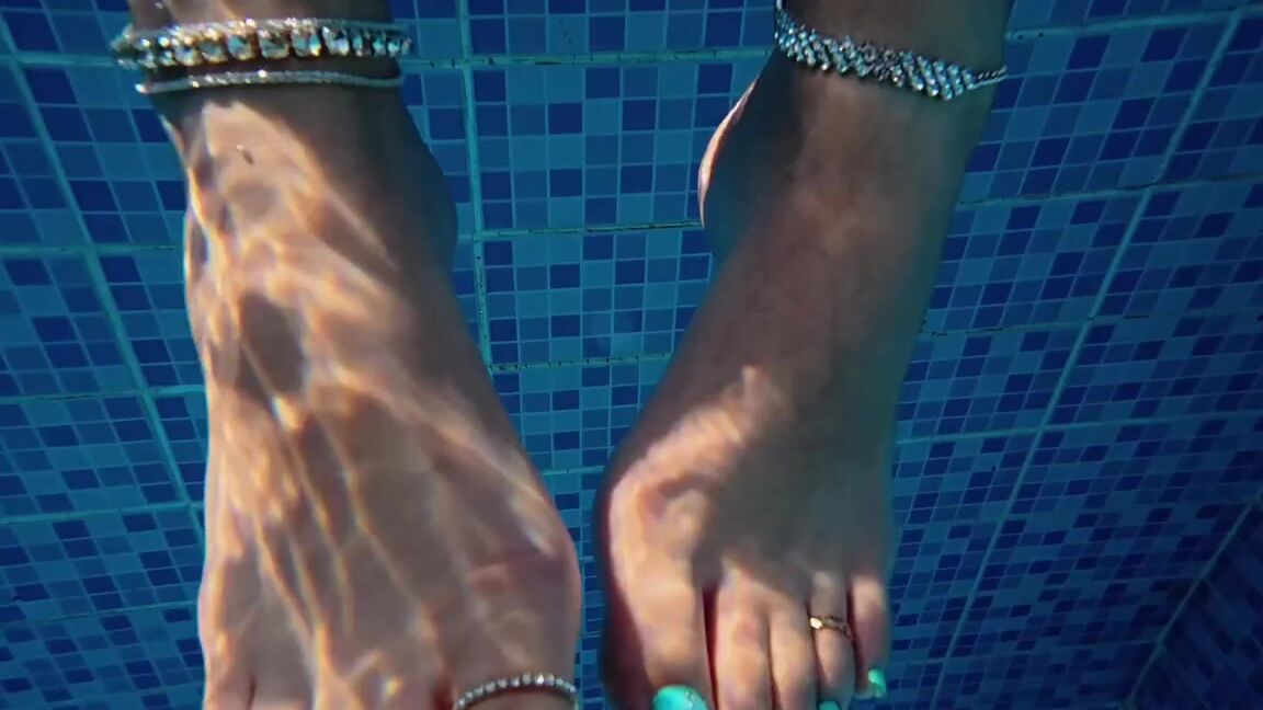 Bubblegumtoes2 02 01 2025 Onlyfans Video Splish Splashp