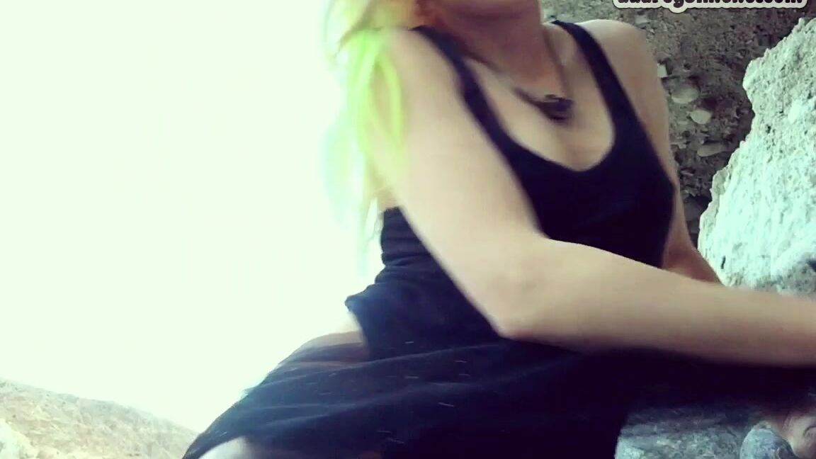 Audreysimone Trippy Desert Smoke