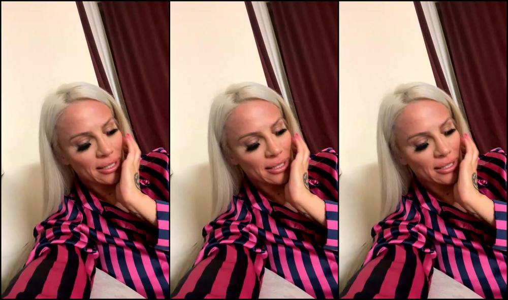 Jenniferkeellings Stream Started At Pm