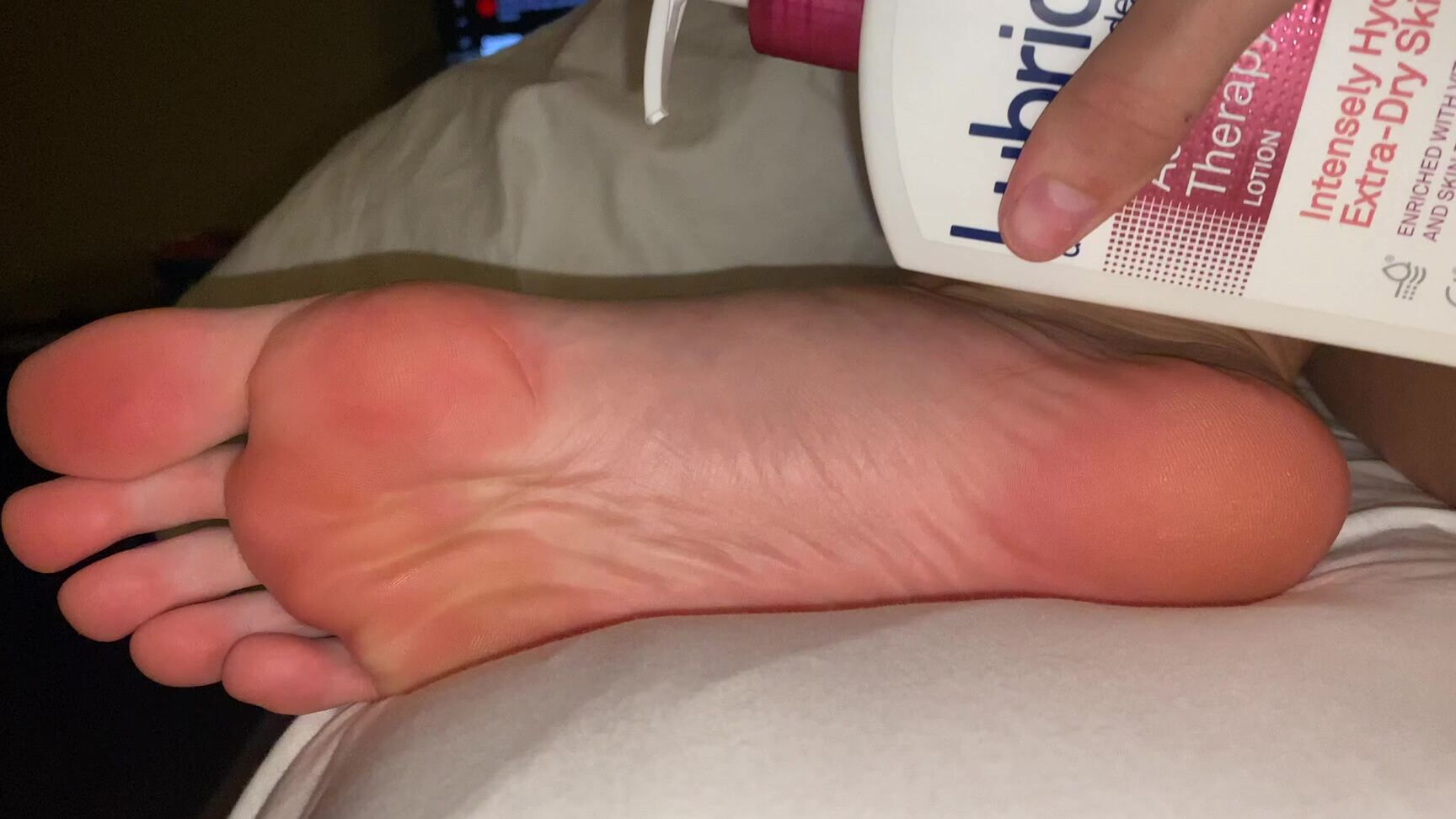 Goddesstalltasha 1236880340 11 11 2020 After A Long Day Of Unpacking And The Gym I M Exhausted Me And My Feet Are