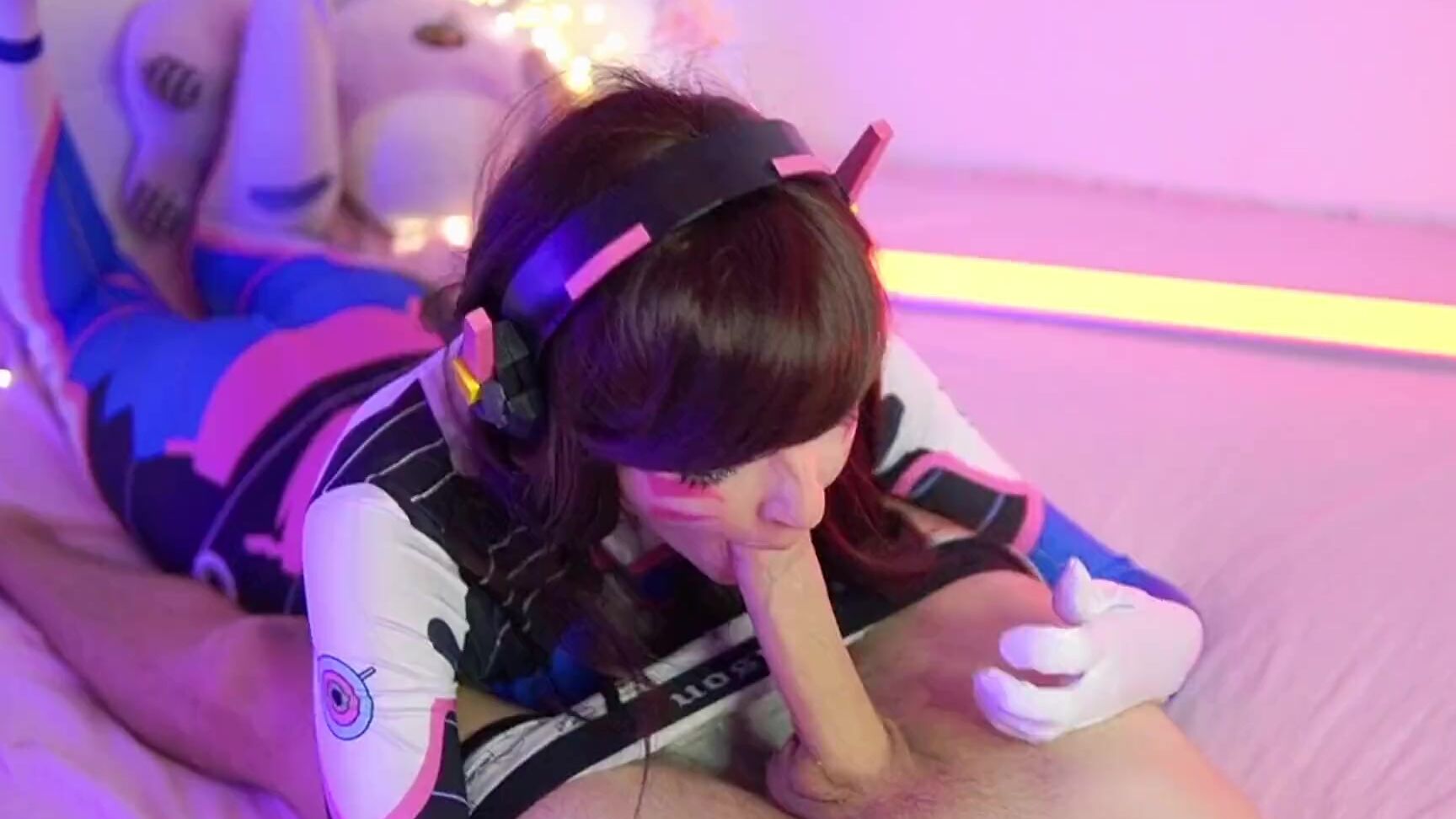 BabyDollDiana D.Va Tried To Nerf Her Stepbrother's Huge Dick With A Deepthroat But It Was Too Powerfull Pornhub