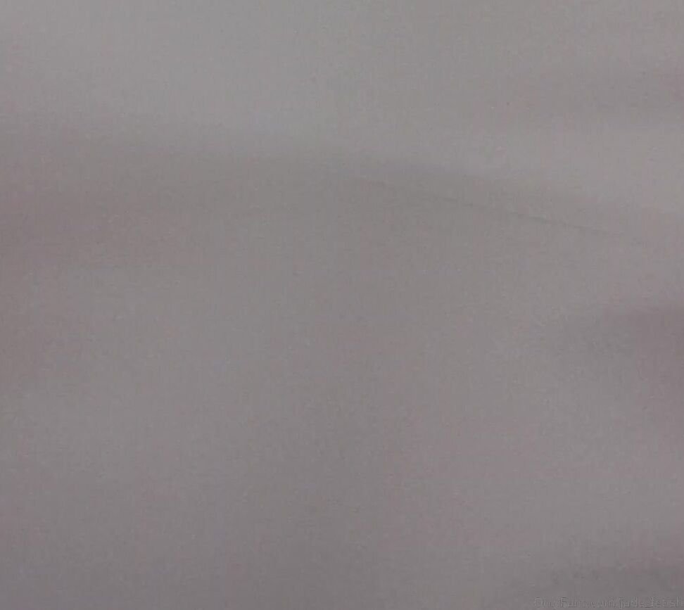 Truemistressjade Sexually Aggressive Giantess Butt Crush