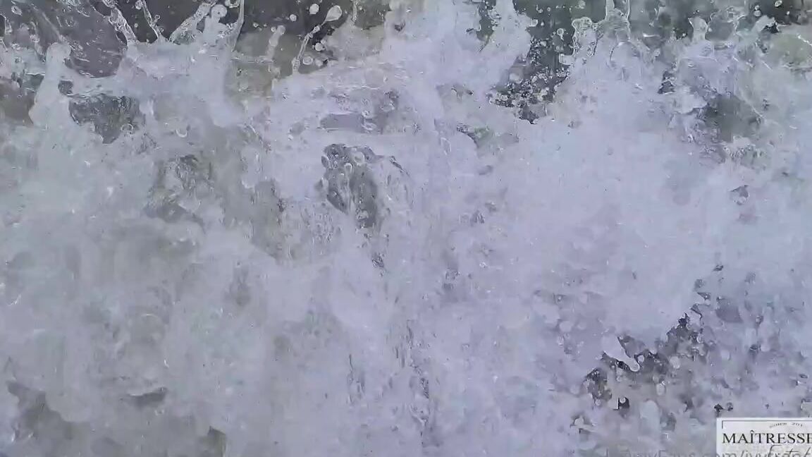 Maitresse Ivy Nicknamed Maitresseivy Onlyfans Coute Le Bruit Des Vagues Et Jalouse Ces Vagues Qui Viennent Nettoyer Mes Pieds