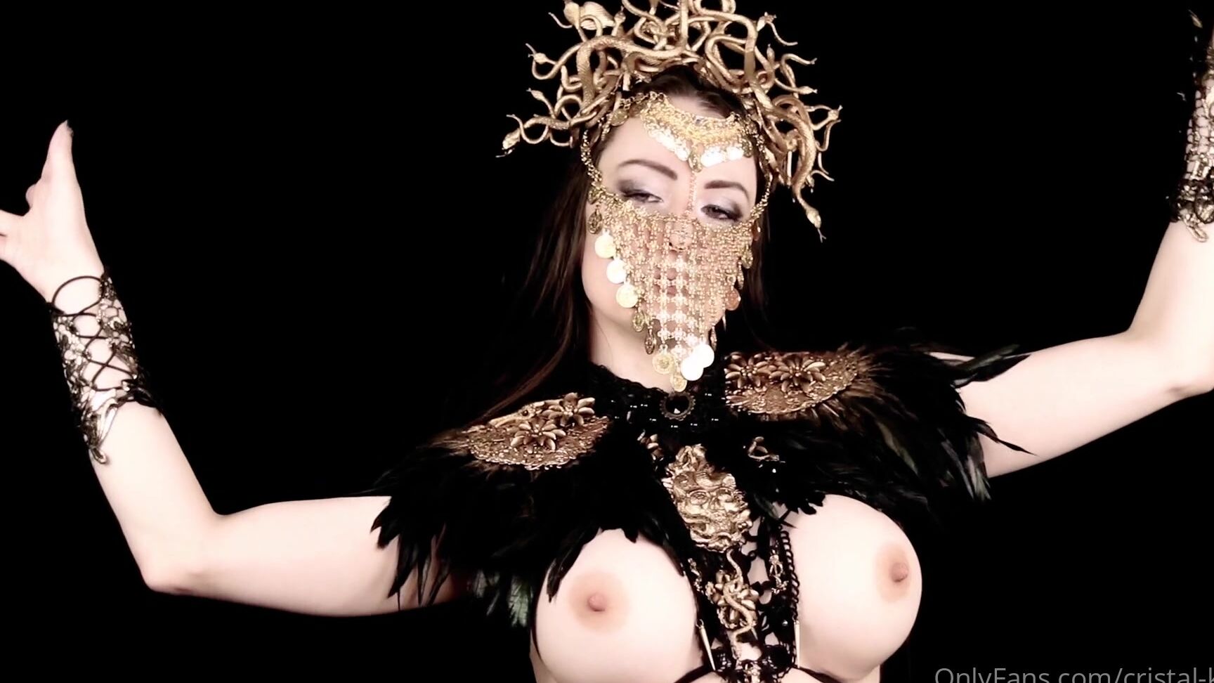 Cristal Kinky A Nice Sultry Seductive Worship Music Clip For My Loyal Worshippers