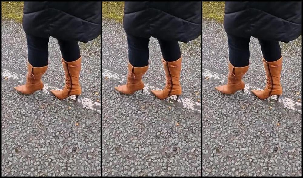 Kats Worn Heels Nicknamed Katswornheels Onlyfans Whats The Fun In Eating Smarties When You Can Throw Them On The Floor And Walk