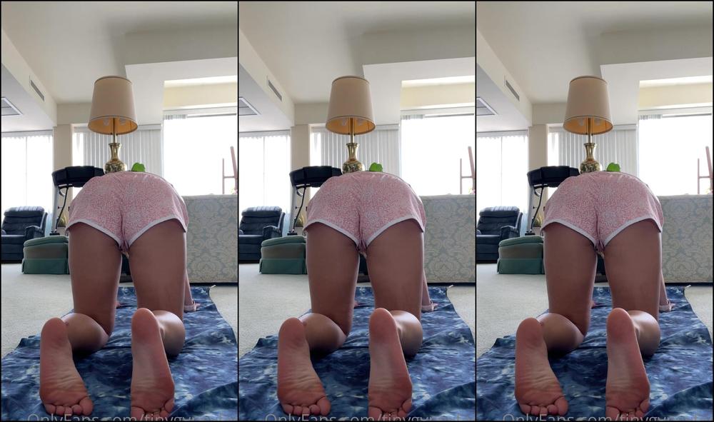 Tinygypsyfeet Lil Sock Tease And An Attempt At Yoga On The Carpet Lol