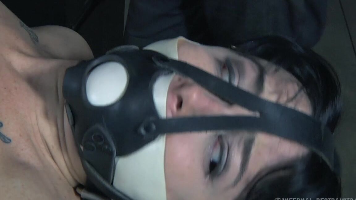 Humilation, Bondage, BDSM, Spanking, Torture Siouxsie Q. The Farm Part 2 Tortured Sole SiteRip