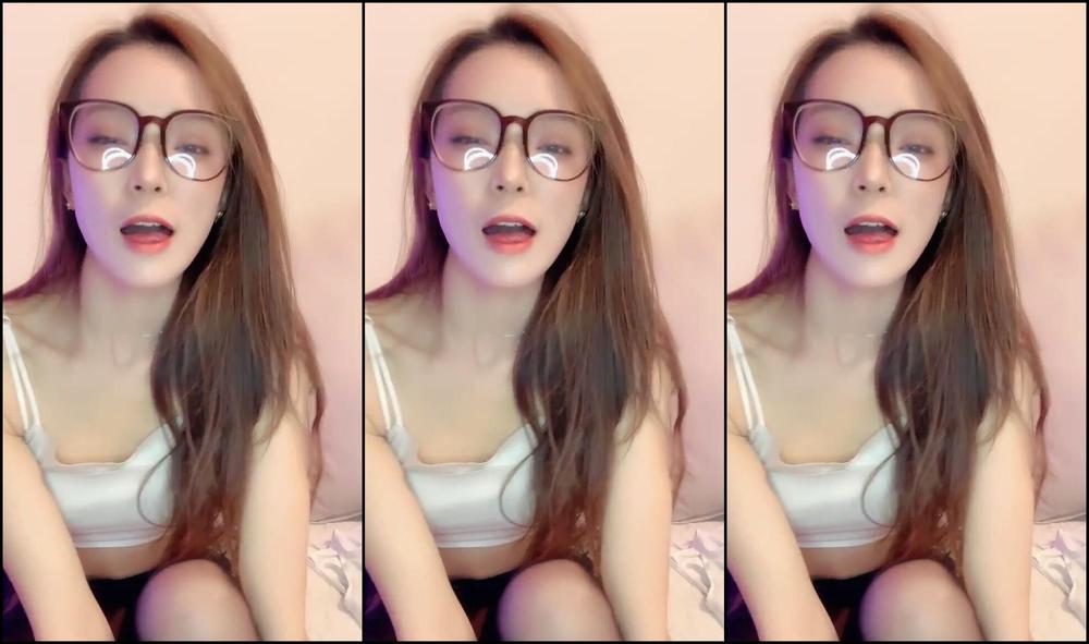 Asian Domestic Zone Self Filmed Self 14064