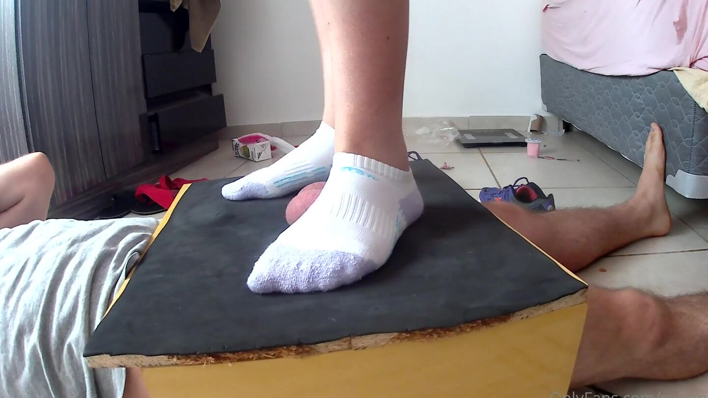 Sylvanafeet Mizuno Running Shoes Stomping Balls