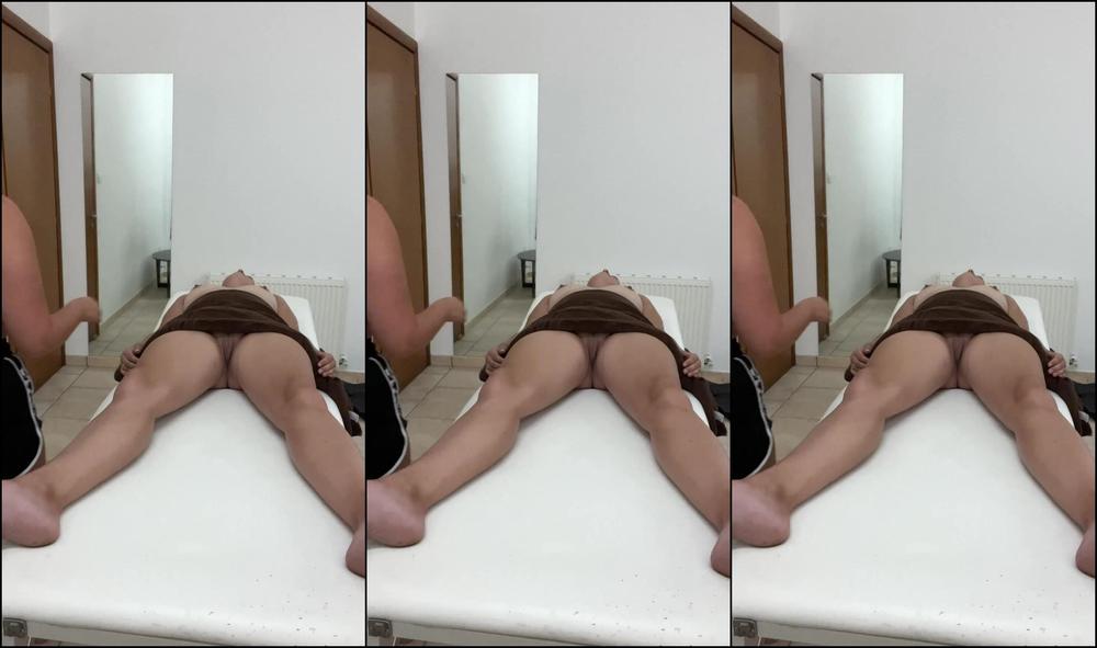 "Tiffanybabe01" lesbians, electric massagers, girl girl, lotion/oil fetish, massage Hot Steamy Massage Girl on Girl manyvids