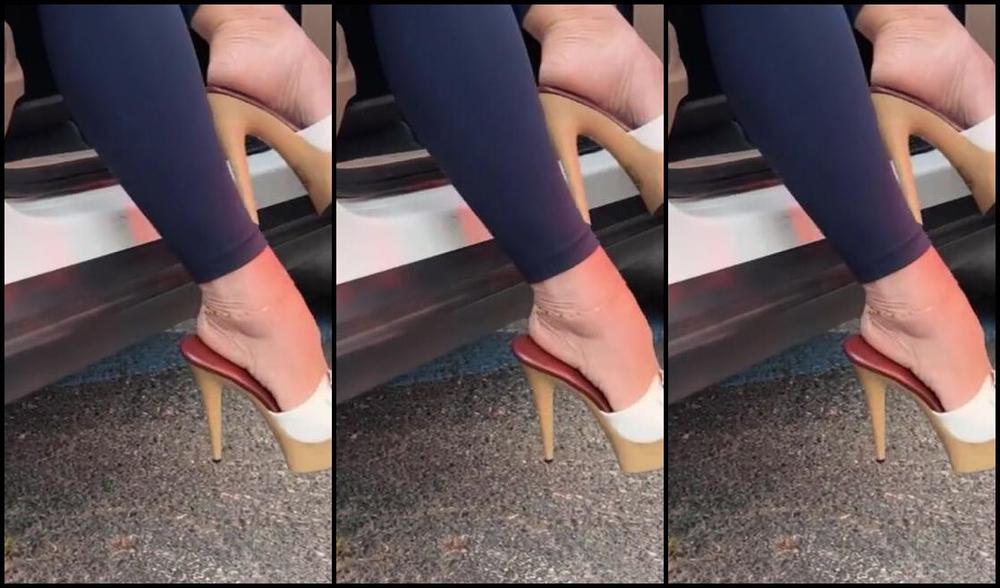 Kate Dangle Nicknamed Katedangle 05 30 2024 Onlyfans Video Do You Want To Take Me For A Ride Tell Me About All The Naughty