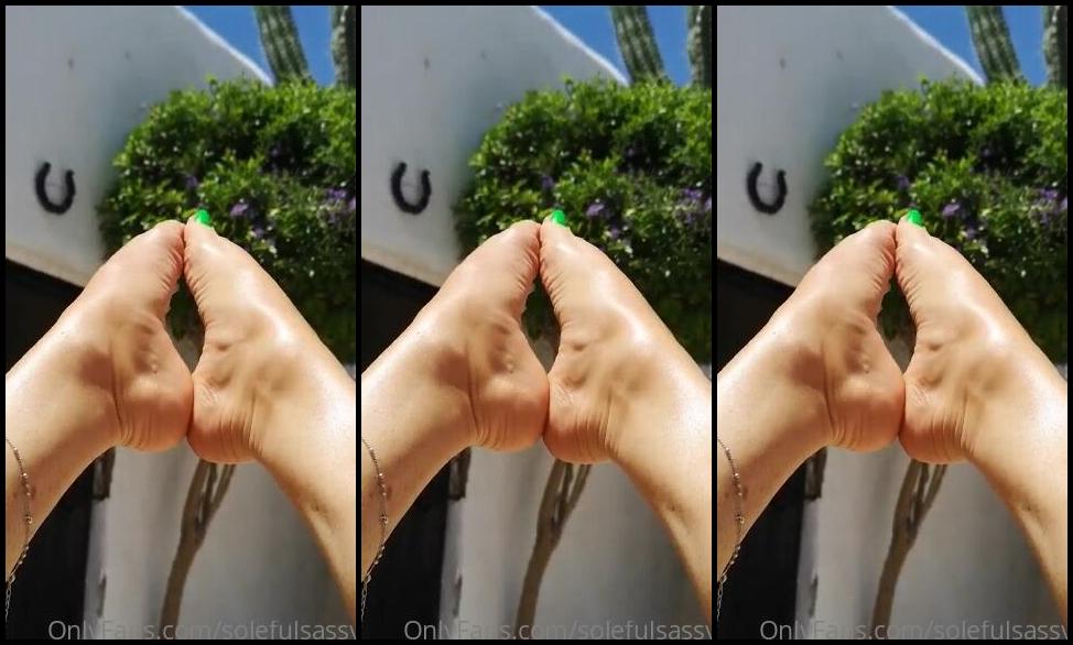 Solefulsassy Legs Feet And Sun Cr