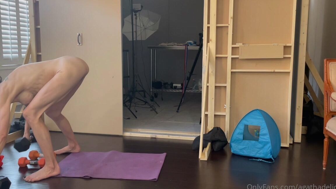 agathadelicious-22-04-2021-2090600852-nude-work-out-part-1-2-and-3.-shoulders-biceps-triceps-back-inner-and-outer-thighs-g