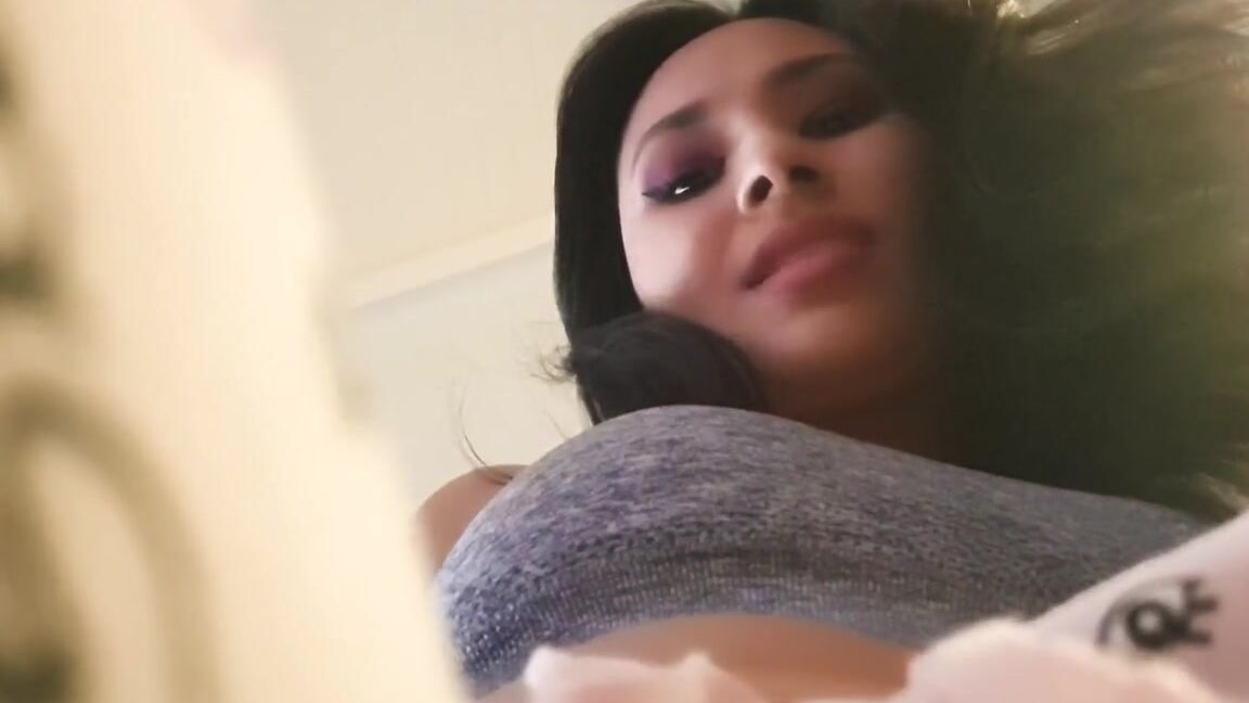 Goddess Mercy Aka Worshipgoddessmercy Onlyfans I Dont Feel Like Watching Anything Ive Scrolled Through Fortunately I Have A Tiny Toy To Playp