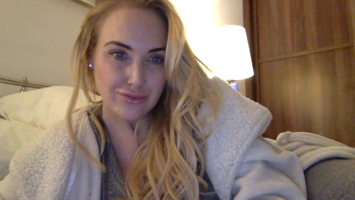 Lucyannebrooks Sunday Funday Late Night Chat