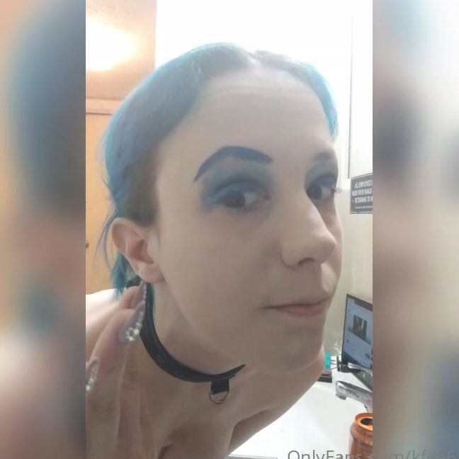 Kfee I M Setting Up My Backdrop As This Uploads The Fairy Doe