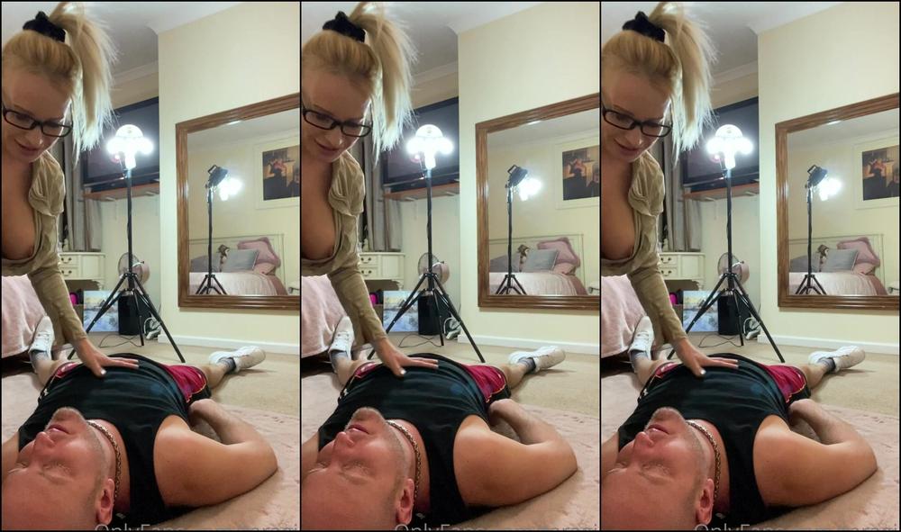 Taragirl Sitting On Your Face Is With Chris Jay