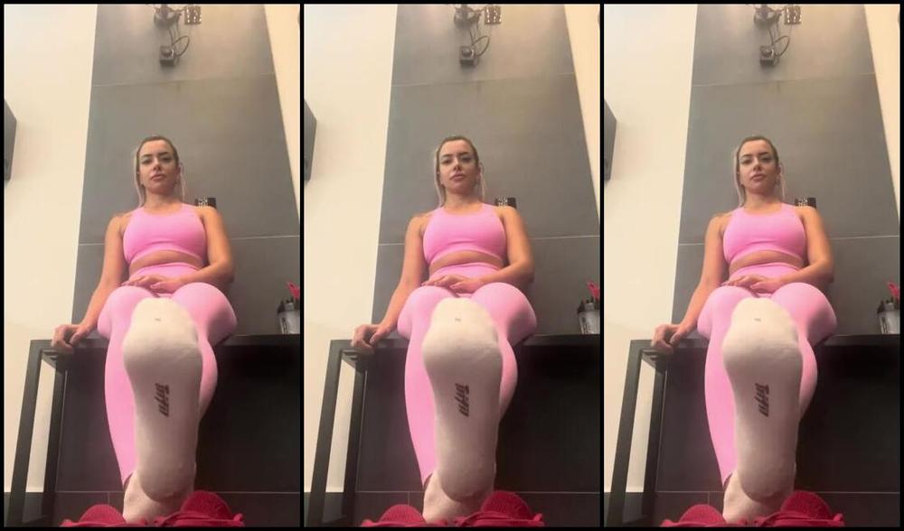 Lyttablondpremium Onlyfans My Soft And Smelly Feet After The Gym