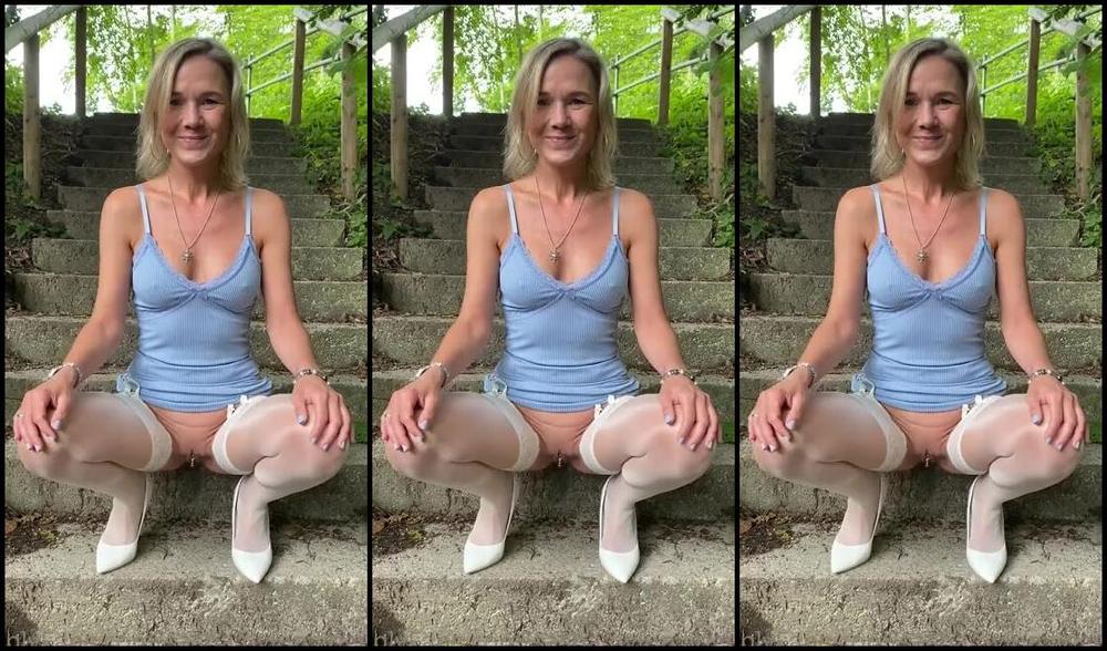 Sasha Nylon Lingerie Onlyfans Vermisse Den Sommer Vor Allem Die Zuschauer Miss The Summer Especially The Spectators Manquep