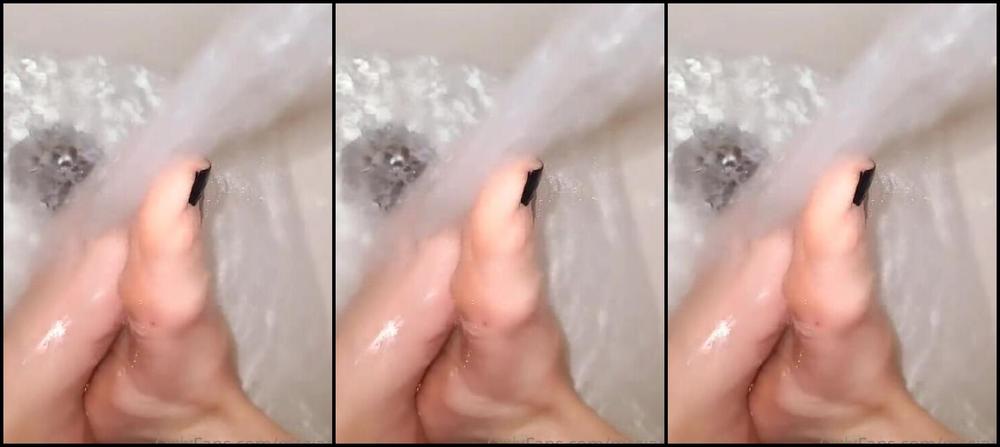 Mssjada Nicknamed Mssjada Onlyfans In The Bath
