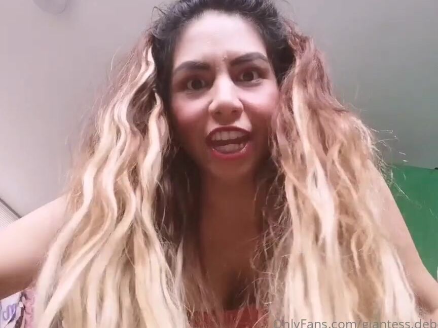 Giantess Debora Nicknamed Giantess Debora Onlyfans Gts Crush Full 3Min It Was A Custom Video Someone Else Is Excited By My Mother Tongue Spanish 1