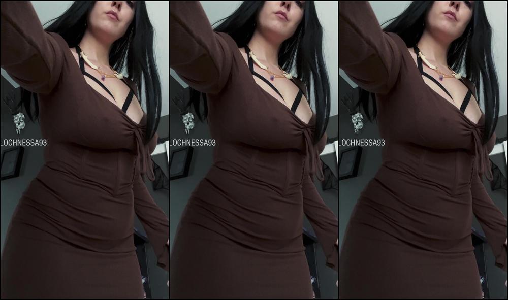 Lochnessa93 3383537965 07 01 2024 Letting You Get A Peak At The Bush