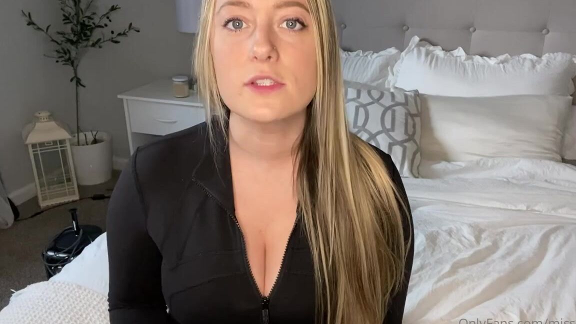 Miss Cassi Nicknamed Misscassi Onlyfans This Video Is Long And Annoying And The Total Opposite Of Sexy My Next Nsfw Video