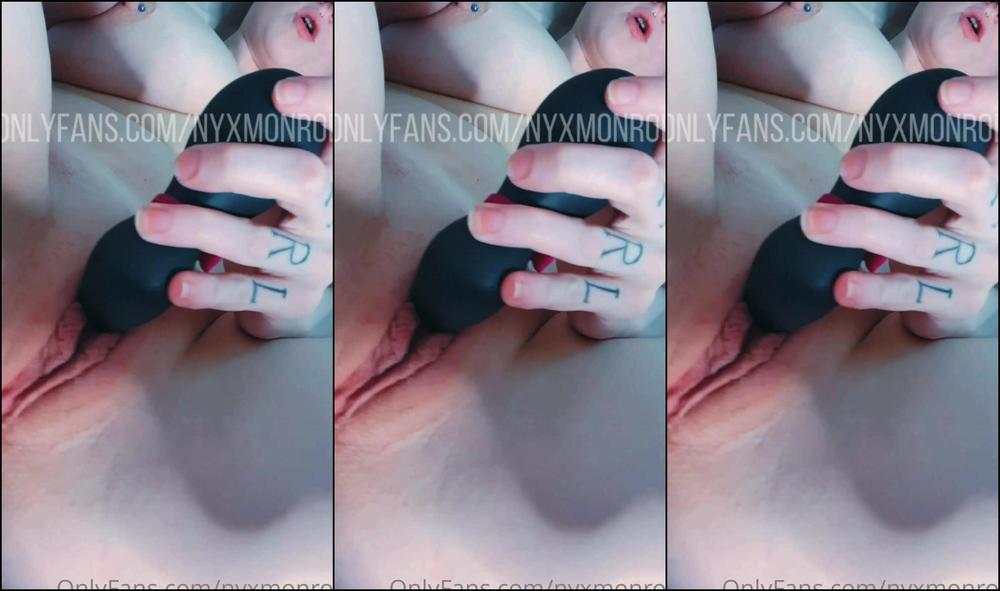 nyxmonroe-23-03-2022-2402029765-an-up-close-view-of-my-pussy-during-my-solo-session-earlier-
