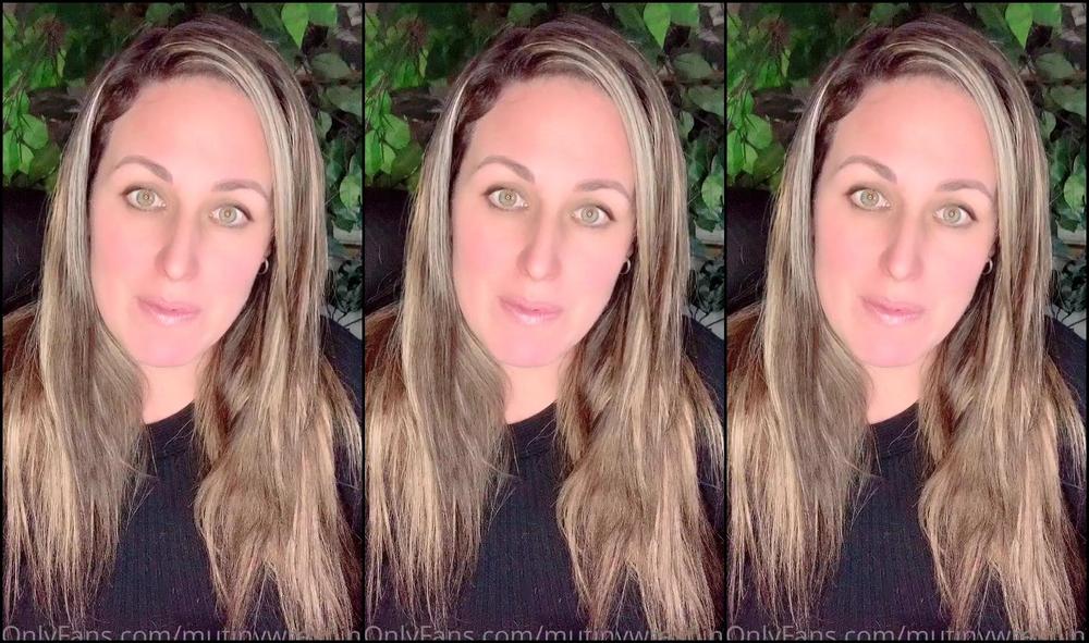 Mutinywrestling Min Francais Pour Les Gens De La Francophonie Et Surtout Pour Les Gens Du Qu Bec Ont