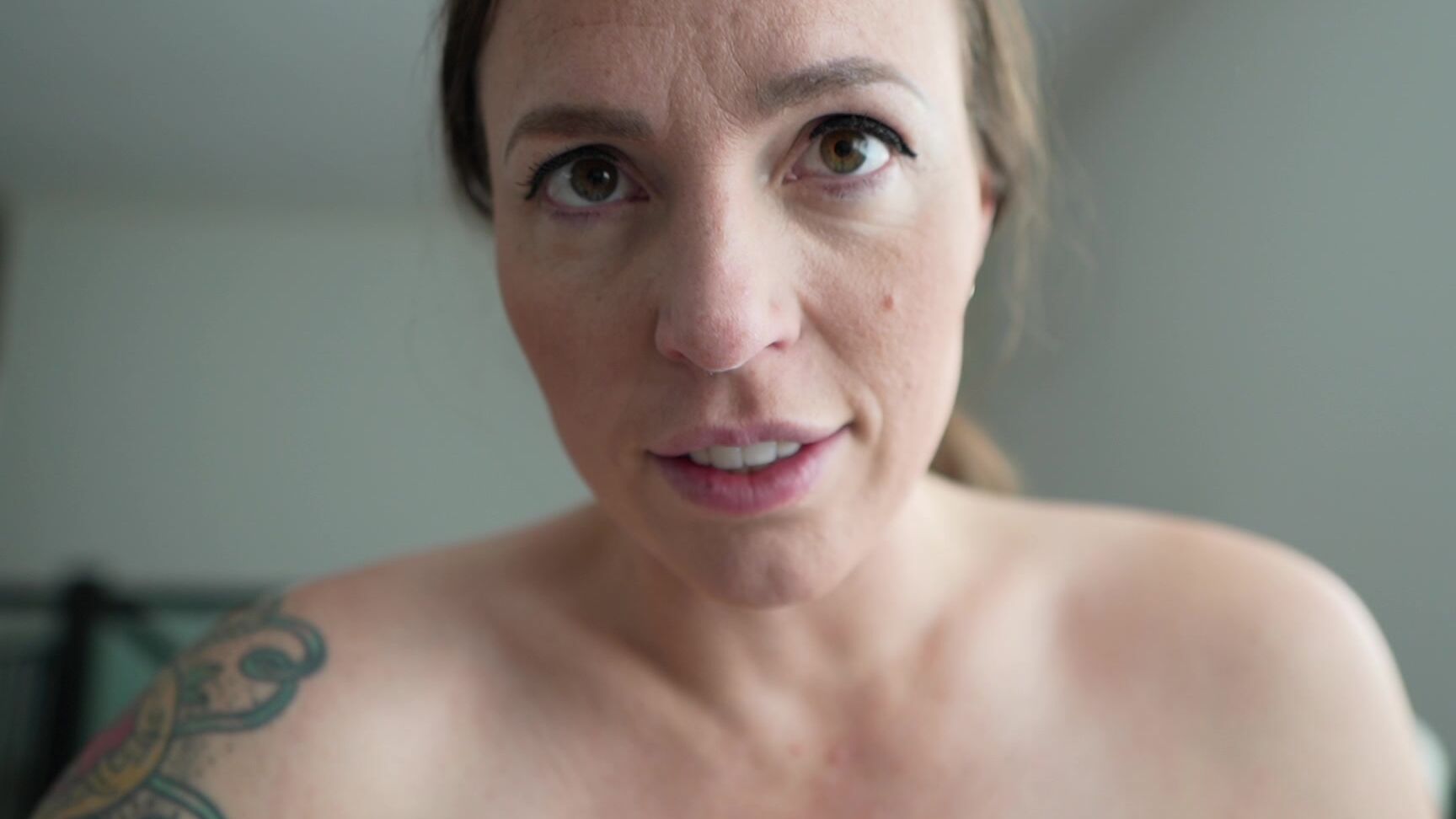 "yogabella" lactating, lactation, milky, pov, titsuckingnipplefetish mommy still breastfeeds son manyvids