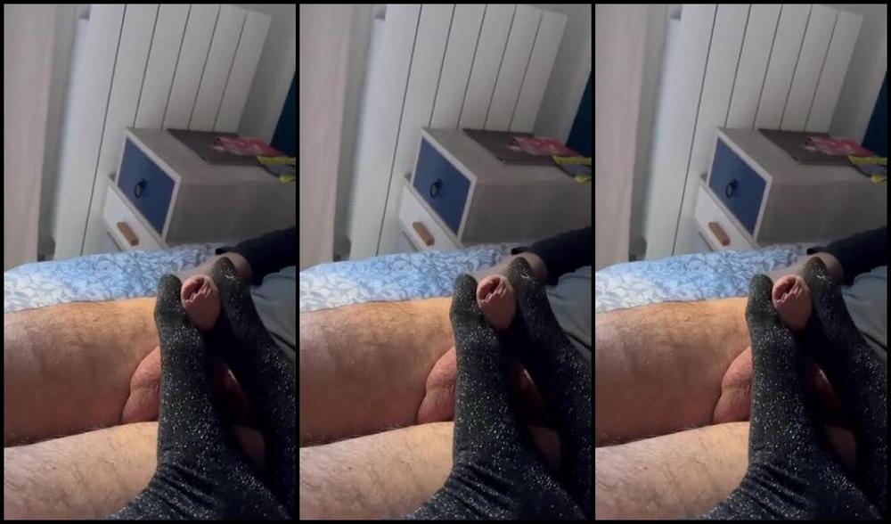 Deapistilla Nicknamed Deapistilla1 01 20 2024 Onlyfans Video Calzini Neri Da Annusare E Sborrarci Sopra