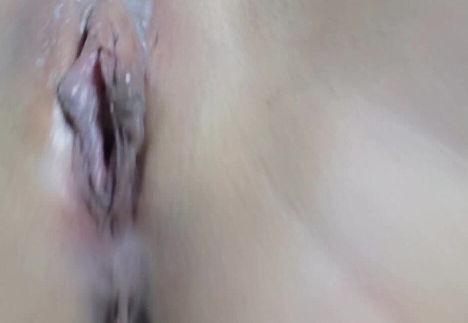 "JuliaCrown" asseating, closeups, feet, spitfetish, upskirt Sneaking around with your fav fuckboy manyvids