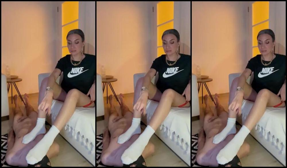 Mistressfulya Onlyfans Verdiim Grevi Yerine Getirmezsen Sevmediin Bir Uygulamay Sana Yaptrrm Spor Ayakkab Beyazp