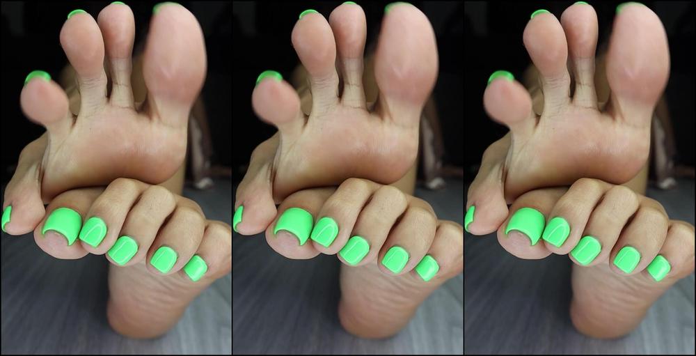 pilifeetnas 2023 10 31_at_09 04 fansly fansly